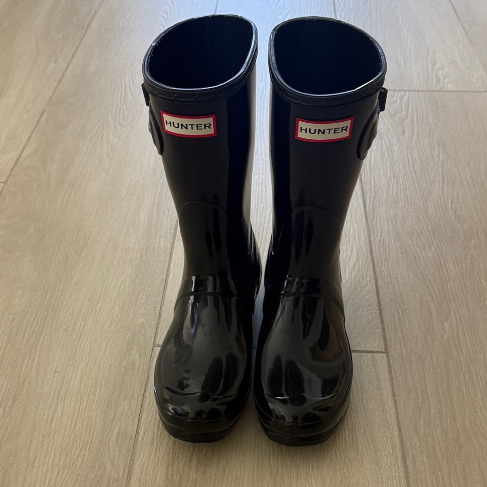 Hunter Glossy Black Boots